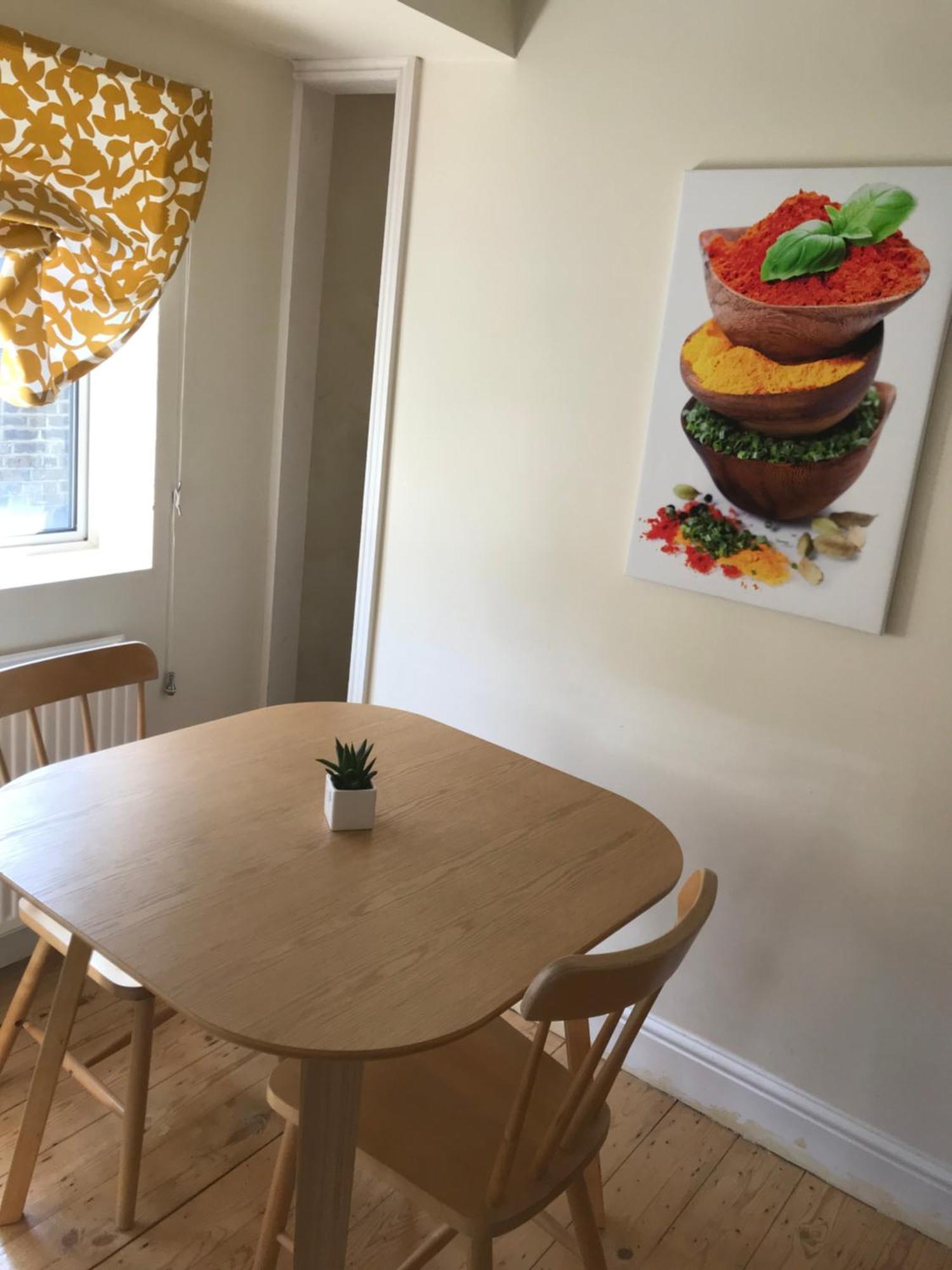 Charming Flat Centrally Located Apartament *