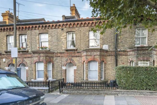 Charming Flat Centrally Located Apartament